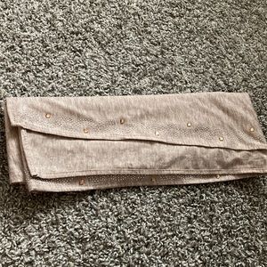 beige hijab rectangle
